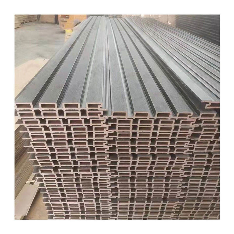 Раздел wpc доказательства огня B1 обшивает панелями аттестацию ISO панели стены Wpc декоративную