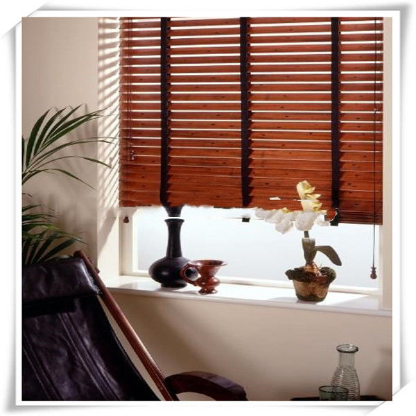 На открытом воздухе электрическая бесшнуровая бамбуковая длина 1.2M 1.8M шторок окна