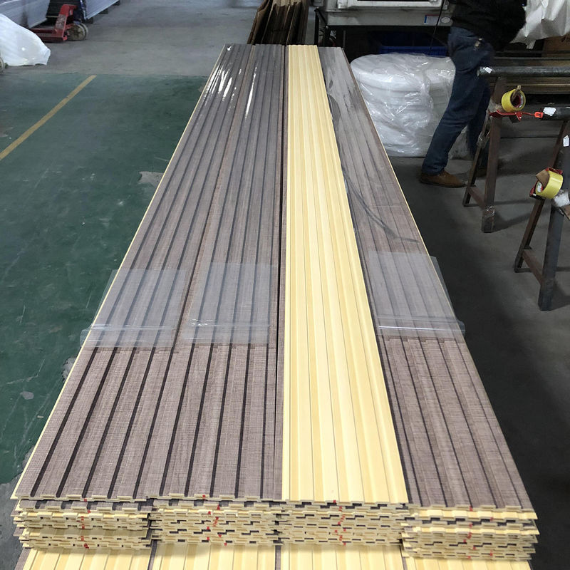 Внутренние декоративные стенные доски потолочная панель ПВХ покрытый бамбуковые волокна искусство лоувер фоновые панели WPC флейтированная плитка панель