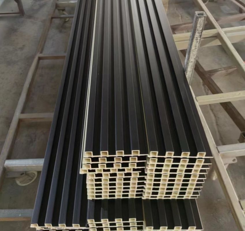 Внутренние деревянные пластмассовые композитные облицовки флейтированные стенные панели Wpc