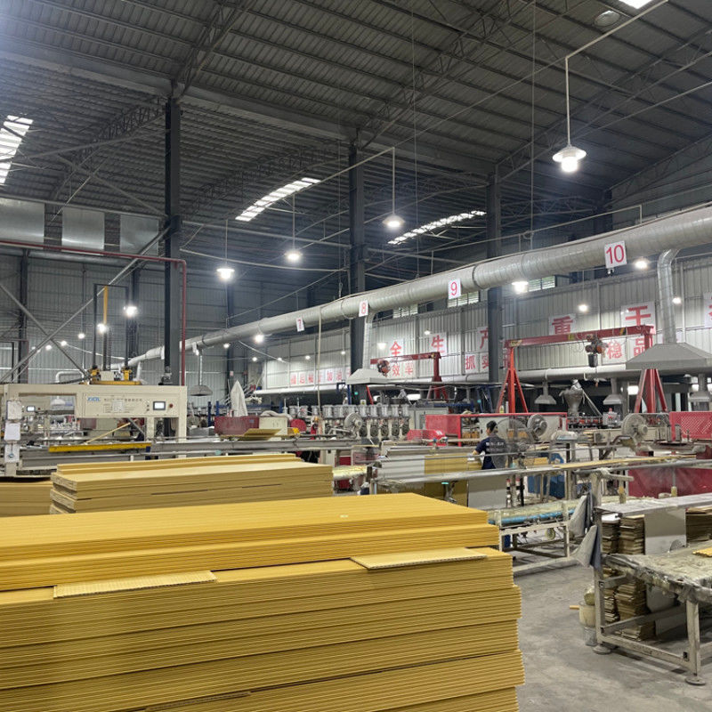 Бамбуковый уголь деревянная фанера панель зеркального облицовки огнеупорный ПВК стенной панель для офиса квартиры