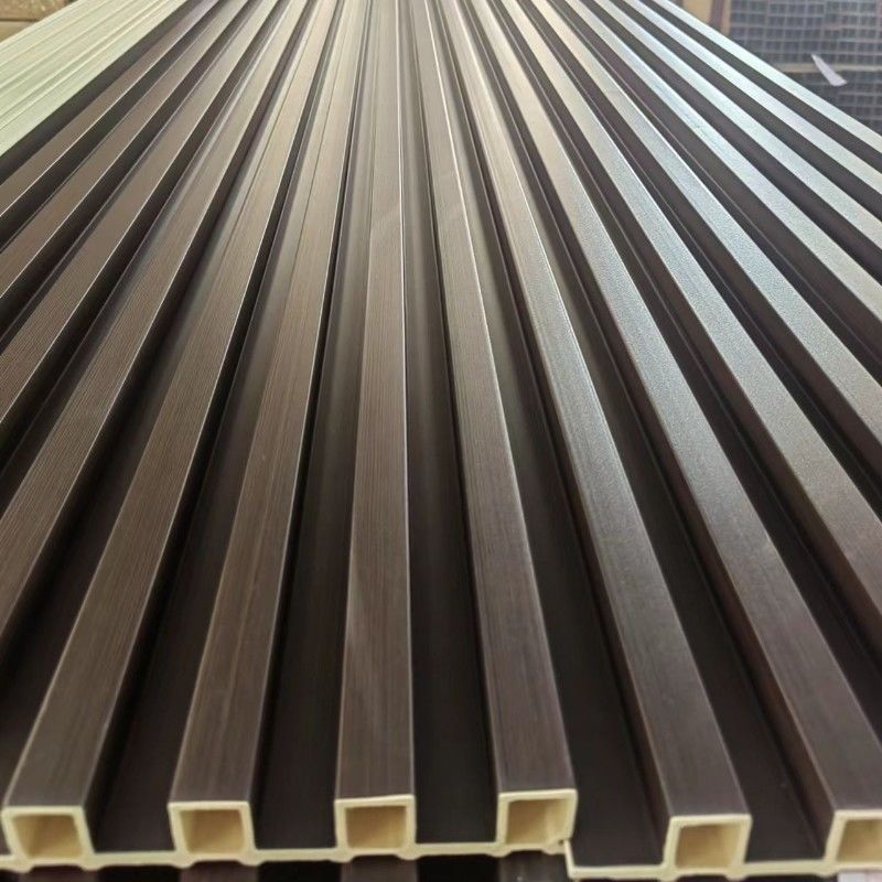 Ламинированные внутренние стеновые панели WPC Деревянные зерновые конструкции PVC Wpc стеновые панели для для внутреннего декора