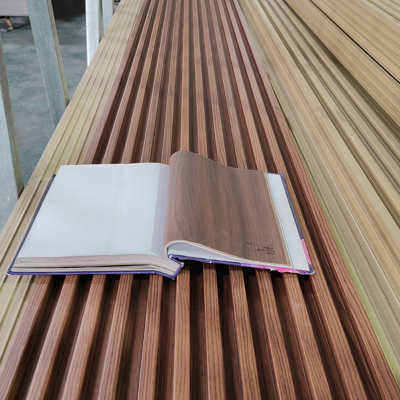 Декоративная панель WPC Lambrin для внутренней стеновой облицовки в бытовых условиях