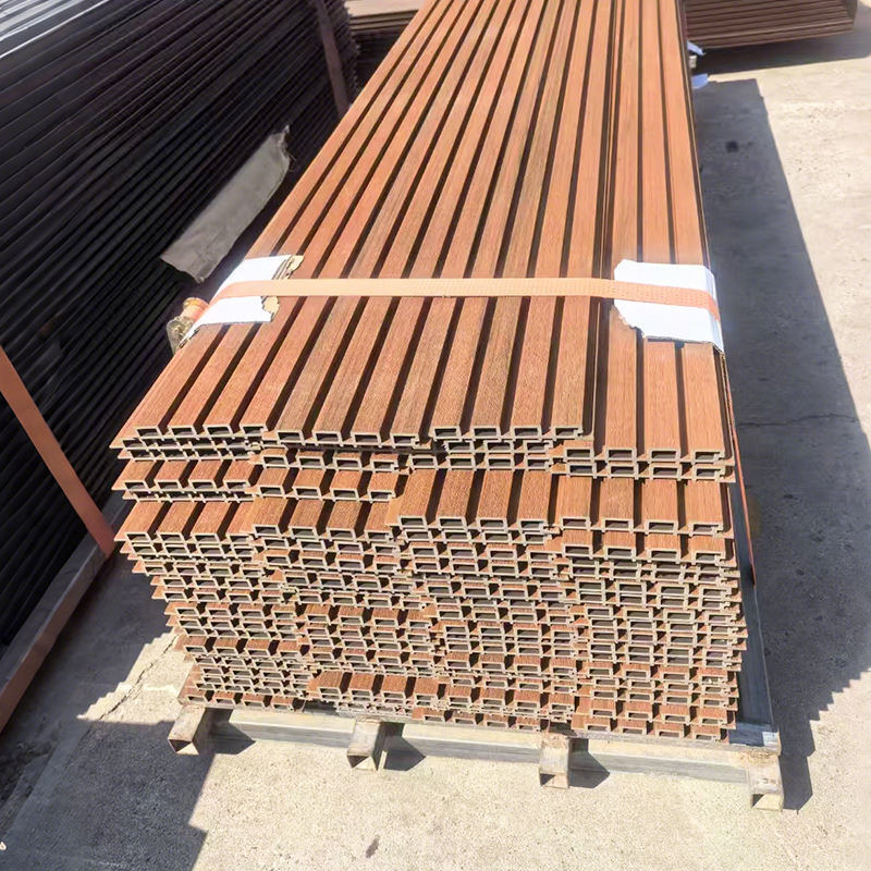 Деревянный пластиковый композит Внешний Внешний Wpc Стенная облицовка Водостойкая Wpc Флуидная панель Декоративная стена Внешний