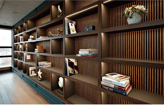 Логотип панели стены деревянного зерна внутренний WPC FSC влагостойкий подгонянный