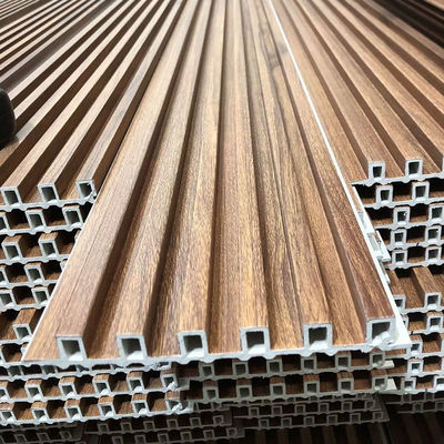 Заместитель древесины флейтированная панель Wpc Внутренняя стена панель 3D стена панель Wpc